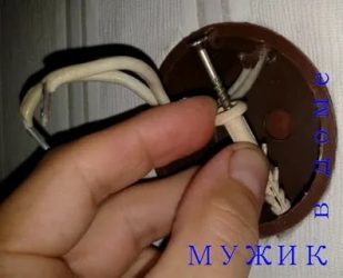 Как закрепить розетки чтобы не вываливались?