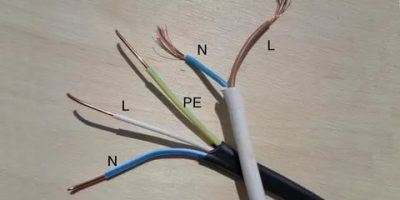 Коричневый и синий провод где фаза?
